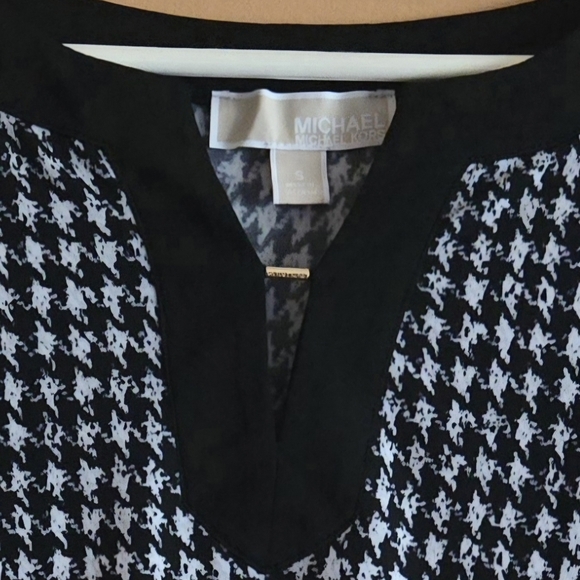 Michael Kors top, size S. - Picture 3 of 5